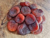 Morele suszone ciemne